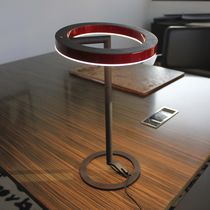 Tischlampe / modern / Aluminium / dimmbar