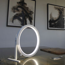 Tischlampe / modern / Aluminium / dimmbar