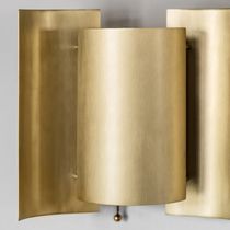 Moderne Wandleuchte / Messing / Stahl /...