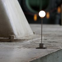 Tischlampe / modern / Aluminium / Stahl