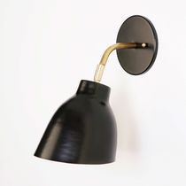 Moderne Wandleuchte / Messing / mit Glühlampe