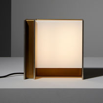 Tischlampe / modern / Messing / dimmbar