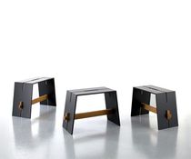 Moderner Hocker / Holz / grau