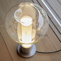 Tischlampe / Aluminium / aus Borosilikatglas...