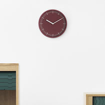 Moderne Uhr / Analog / wandmontiert / Stahl