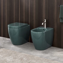 Freistehendes WC / Keramik / grau / grün