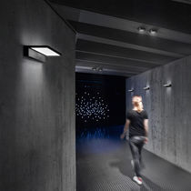 Moderne Wandleuchte / Aluminium / Glas /...