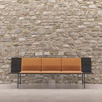 Moderne Bank / aus Sperrholz / aus Natureiche...