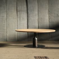 Moderner Couchtisch / aus Eiche / aus Nussbaum...