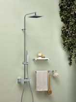 Wandmontiertes Duschsystem / modern / für...