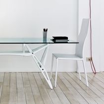 Moderner Stuhl / Stoff / Leder / Kuhfell