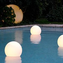 Schwimmende Lampe / Polyethylen / modern...