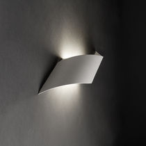 Moderne Wandleuchte / Aluminium / aus Methacrylat...