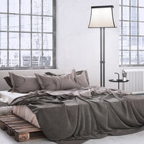 Stehleuchte / Stahl / Stoff / modern