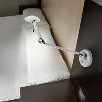 Moderne Wandleuchte / Stahl / Glas / Halogen