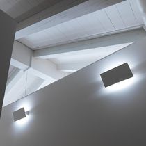 Moderne Wandleuchte / Nickel / gestrichenes...