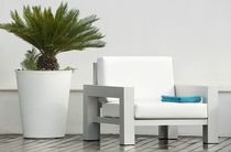 Moderner Sessel / Polyurethan / für Garten