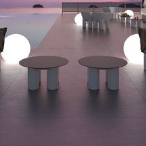 Moderner Couchtisch / HPL / Polyethylen...