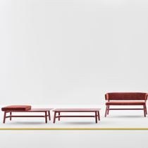 Moderner Couchtisch / lackiertes Holz /...
