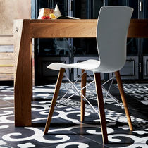 Moderner Stuhl / Polster / recyceltes Material...