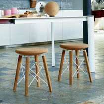 Moderner Hocker / aus Eiche / Kork / aus...