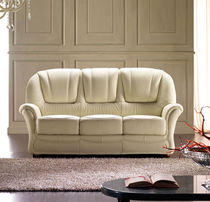 Bettsofa / klassisch / Leder / 3 Plätze