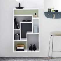 Wandmontiertes Regal / modern / Holz