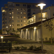 Straßenlaterne / modern / Aluminium / Polycarbonat