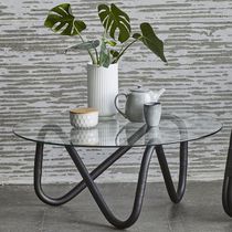 Moderner Couchtisch / Rattan / Glas / dreieckig