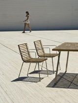 Moderner Stuhl / Stapel / aus Nussbaum /...