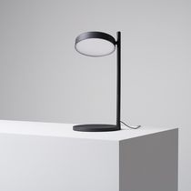Tischlampe / modern / Polyamid / dimmbar