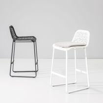 Moderner Barstuhl / Kufen / Stoff / Aluminium