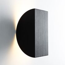 Moderne Wandleuchte / Aluminium / aus Acryl...