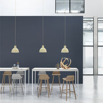 Stehtisch / skandinavisches Design / Holz...