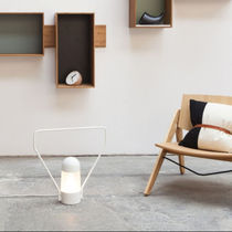 Tischlampe / modern / Metall / Glas