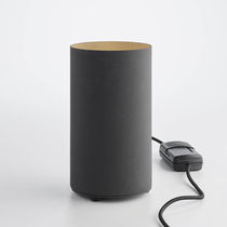 Bodenlampe / Messing / lackiertes Aluminium...