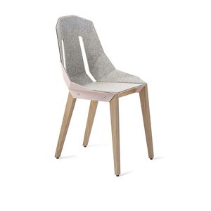 moderner Stuhl 1