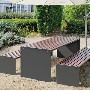 moderner Picknicktisch 1