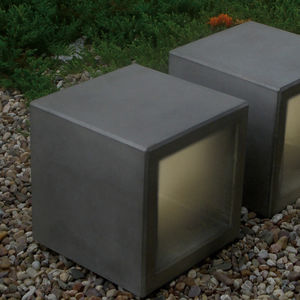 moderner Hocker 1