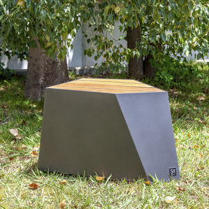 moderner Hocker 1