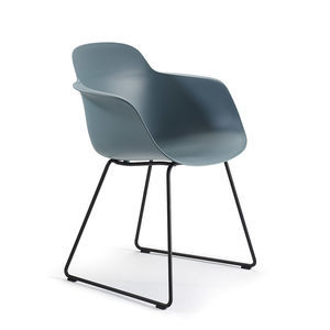 moderner Stuhl 1