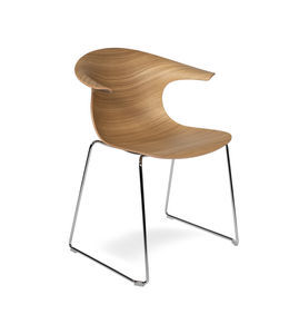 moderner Stuhl 1