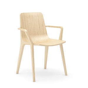 moderner Stuhl 1