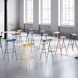 moderner Hocker