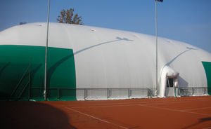 Metallrahmen-Flächentragwerk / für Dächer / PVC-Folie / für Sportplätze