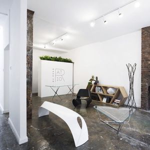Bank / originelles Design / aus Corian®
