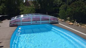 niedrige Schwimmbadüberdachung 1