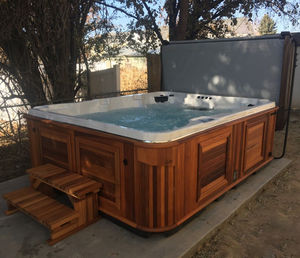Hot Tub / zum Aufstellen