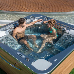 Whirlpool zum Aufstellen