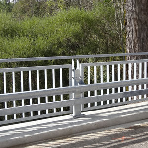 Metallgeländer - alle Hersteller aus Architektur und Design - Videos